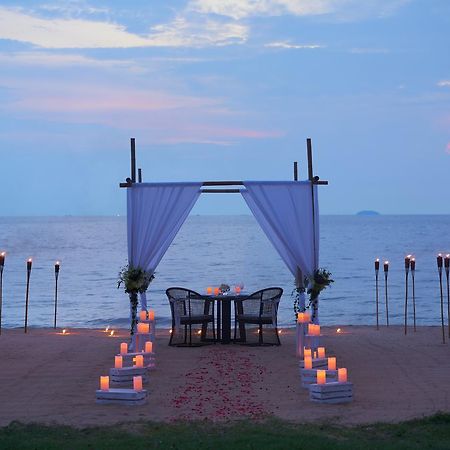 נה ג'ומטיין Moevenpick Siam Hotel Na Jomtien Pattaya מראה חיצוני תמונה